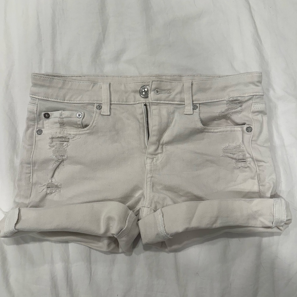 american eagle low/mid rise cuffed jean shorts with rips